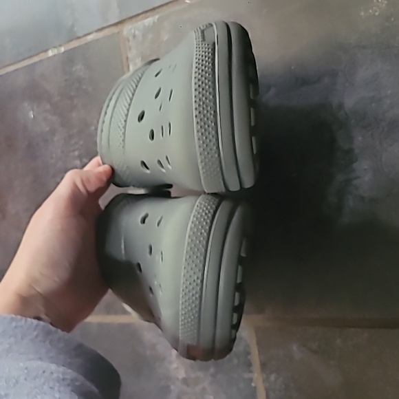 Classic Crocs Lined Grey Size 8 Women & 10 men's - Picture 7 of 7